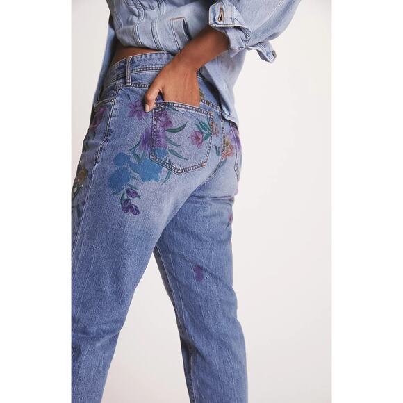 Pilcro Boyfriend Mid-Rise Detailed Jeans - New 33 Tall - Picture 5 of 6